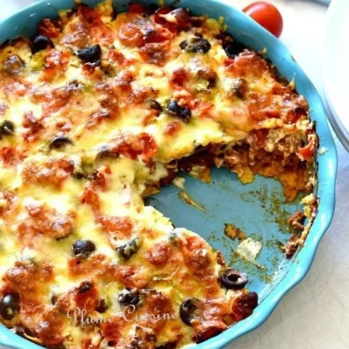 Casserole mexicaine 4 Casserole mexicaine garnie de légumes, viande et épices savoureuses